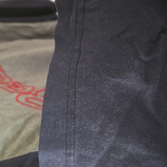 Reebok Gray and Navy Raglan Shirt - Picture 2 of 8